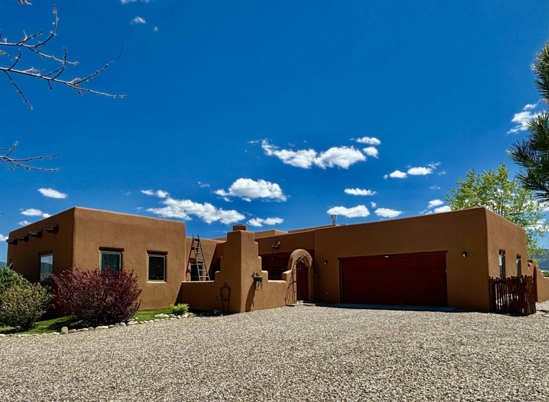 26 COPPER MOON, TAOS, NM 87571, photo 1 of 30