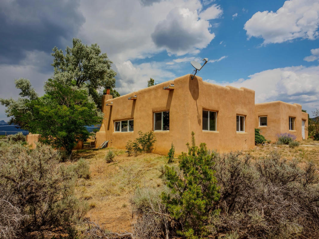 1010 CALLE CUERVO, TAOS, NM 87571, photo 1 of 30