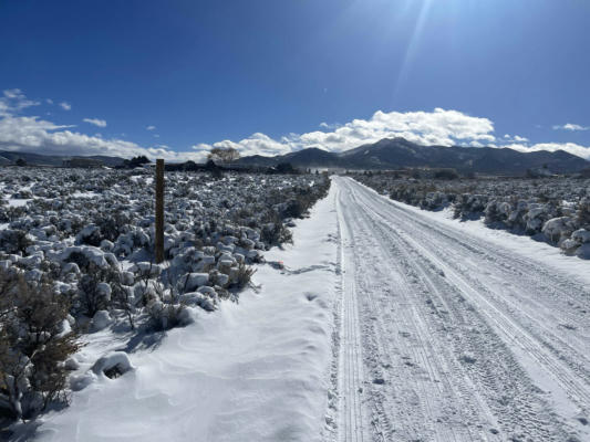 28 IRISH RD, RANCHOS DE TAOS, NM 87557, photo 3 of 9