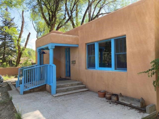 218 BEIMER ST, TAOS, NM 87571, photo 2 of 30